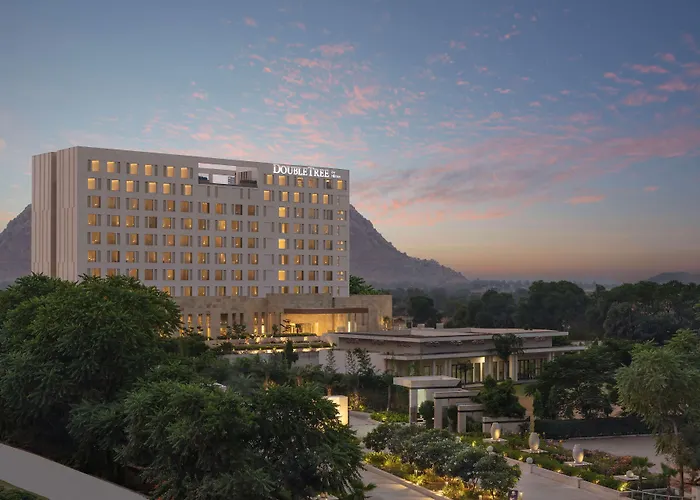 5 star hotel: Doubletree By Hilton Jaipur Amer